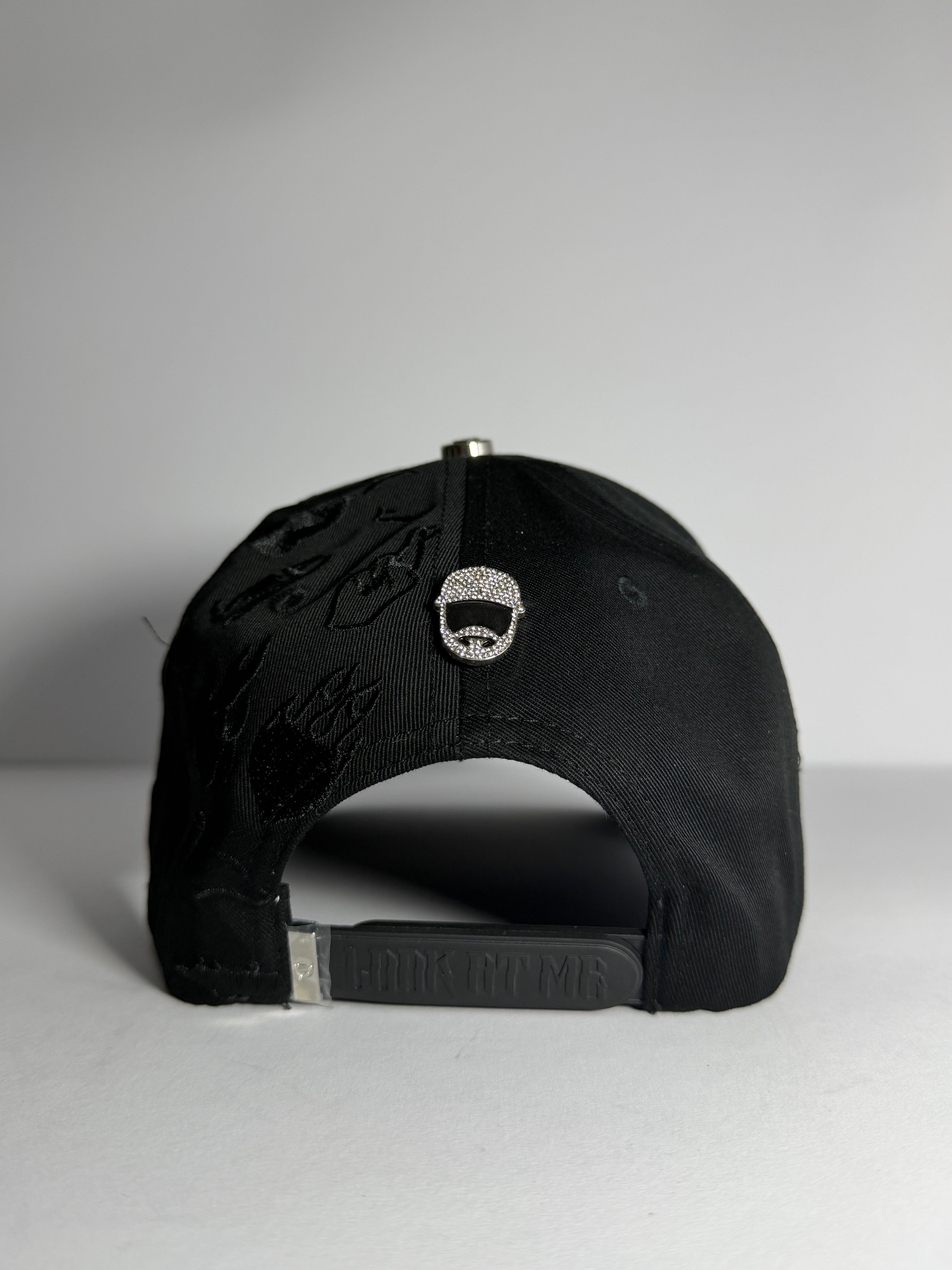 BARBAS HATS “B-GRAFITTI”