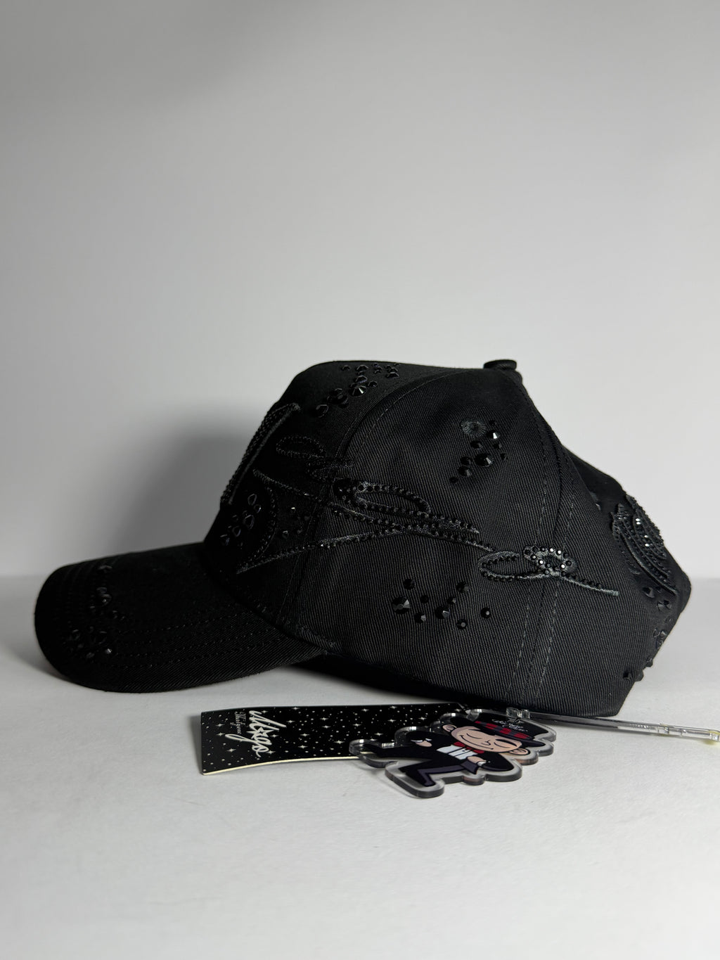 31 HATS “MAGO BLACK”