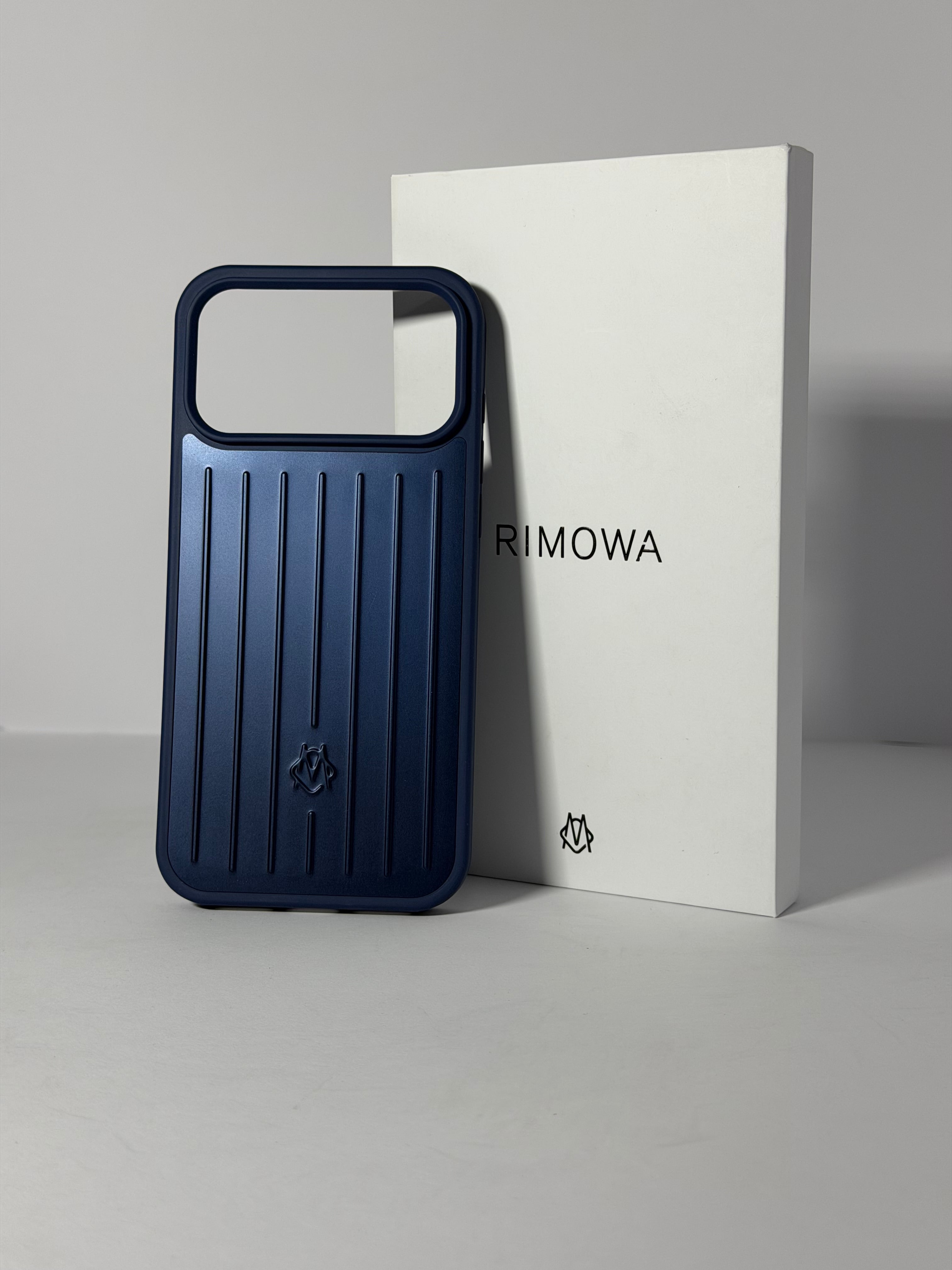 FUNDAS RIMOWA