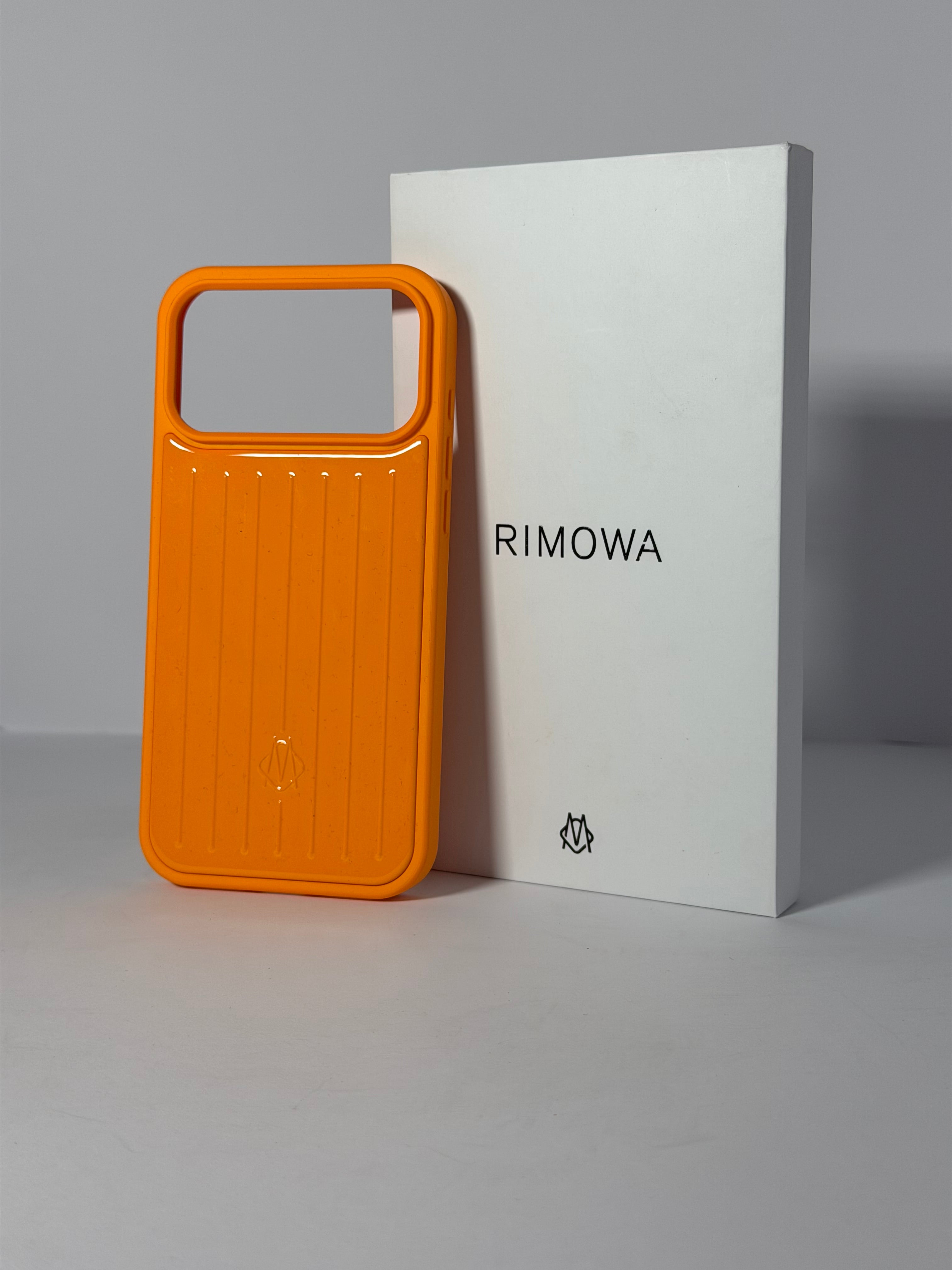 FUNDAS RIMOWA