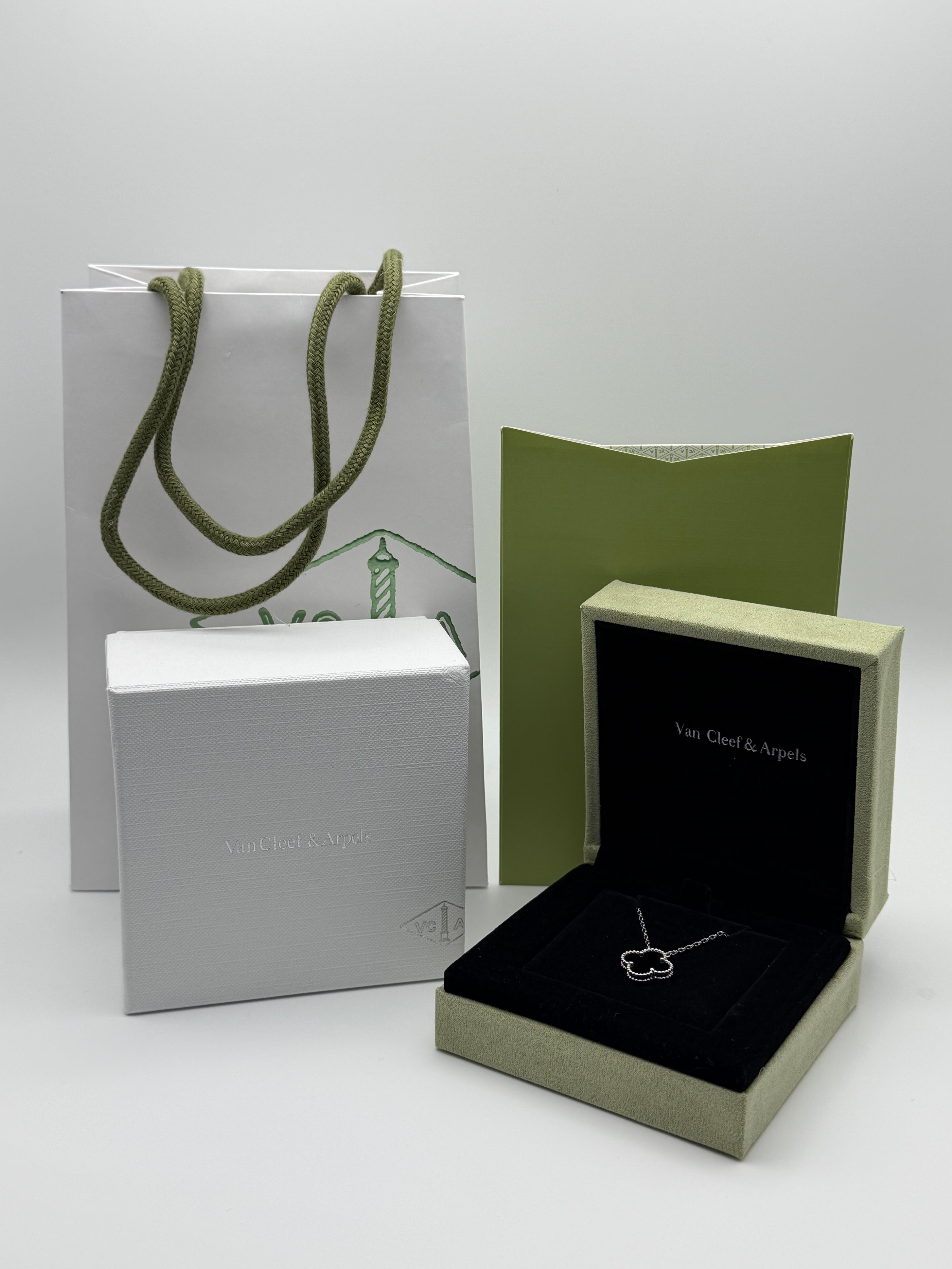 Collar Van Cleff Plata .925