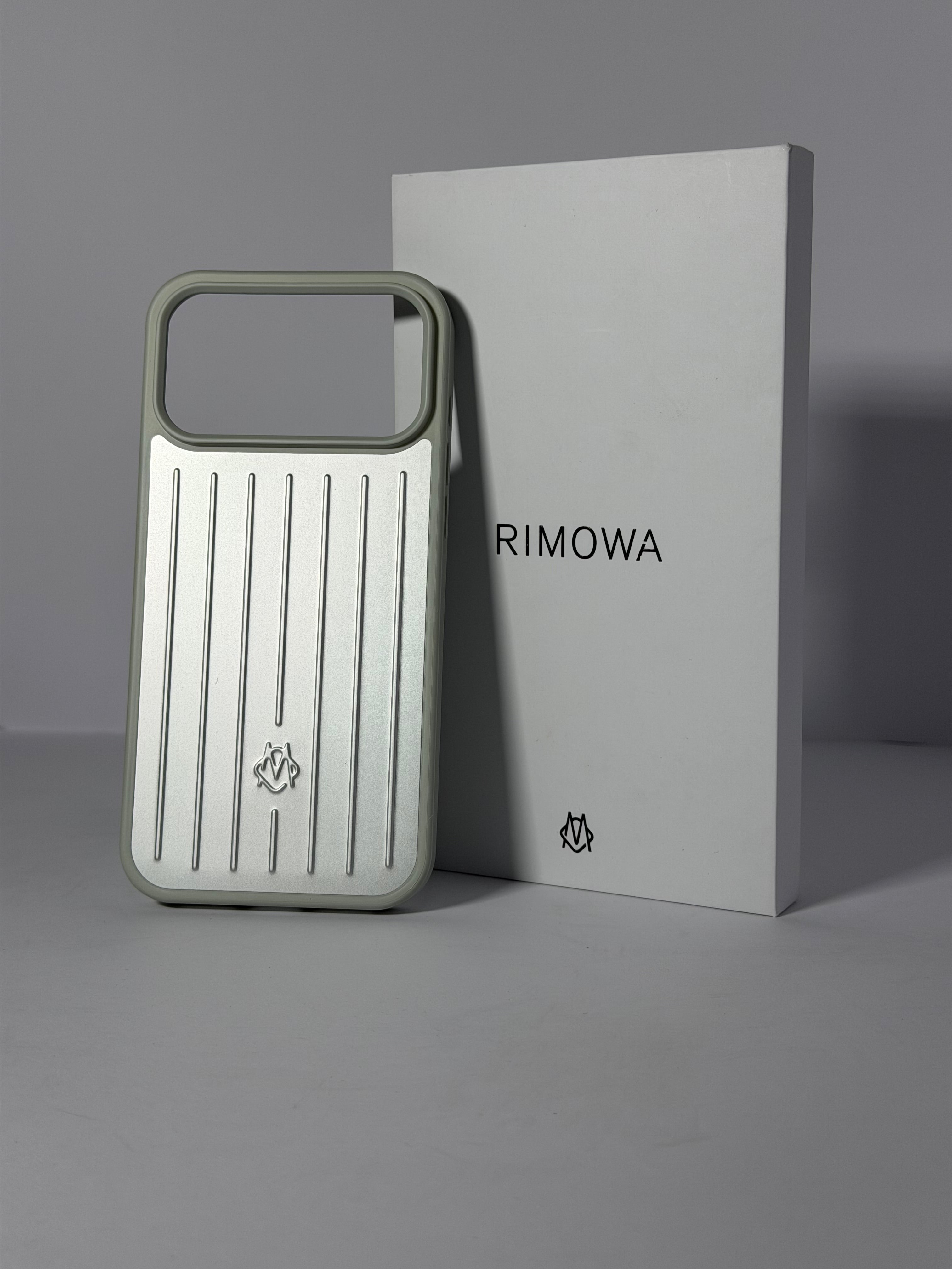 FUNDAS RIMOWA