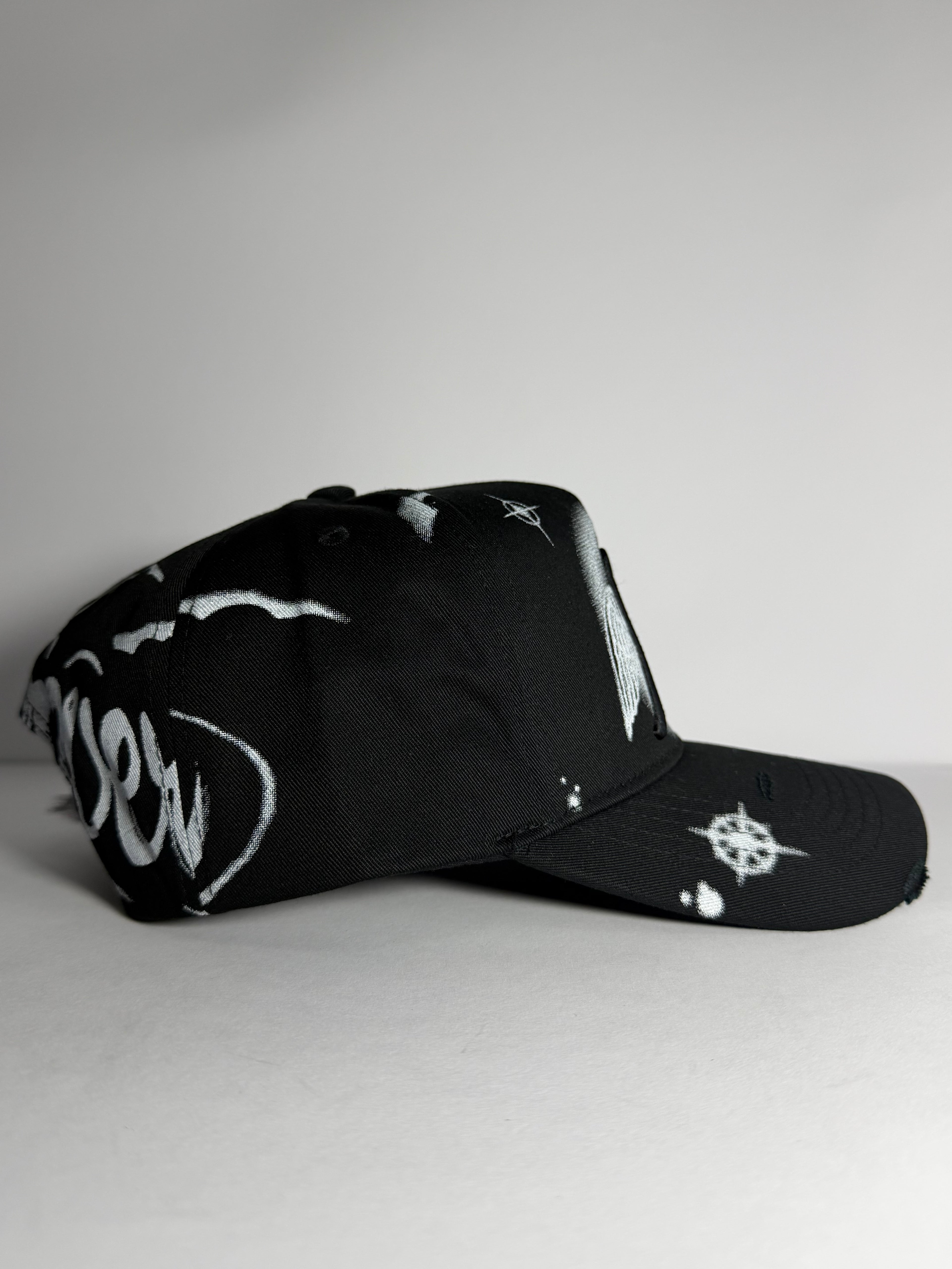 31 HATS “MAGO FOREVER”