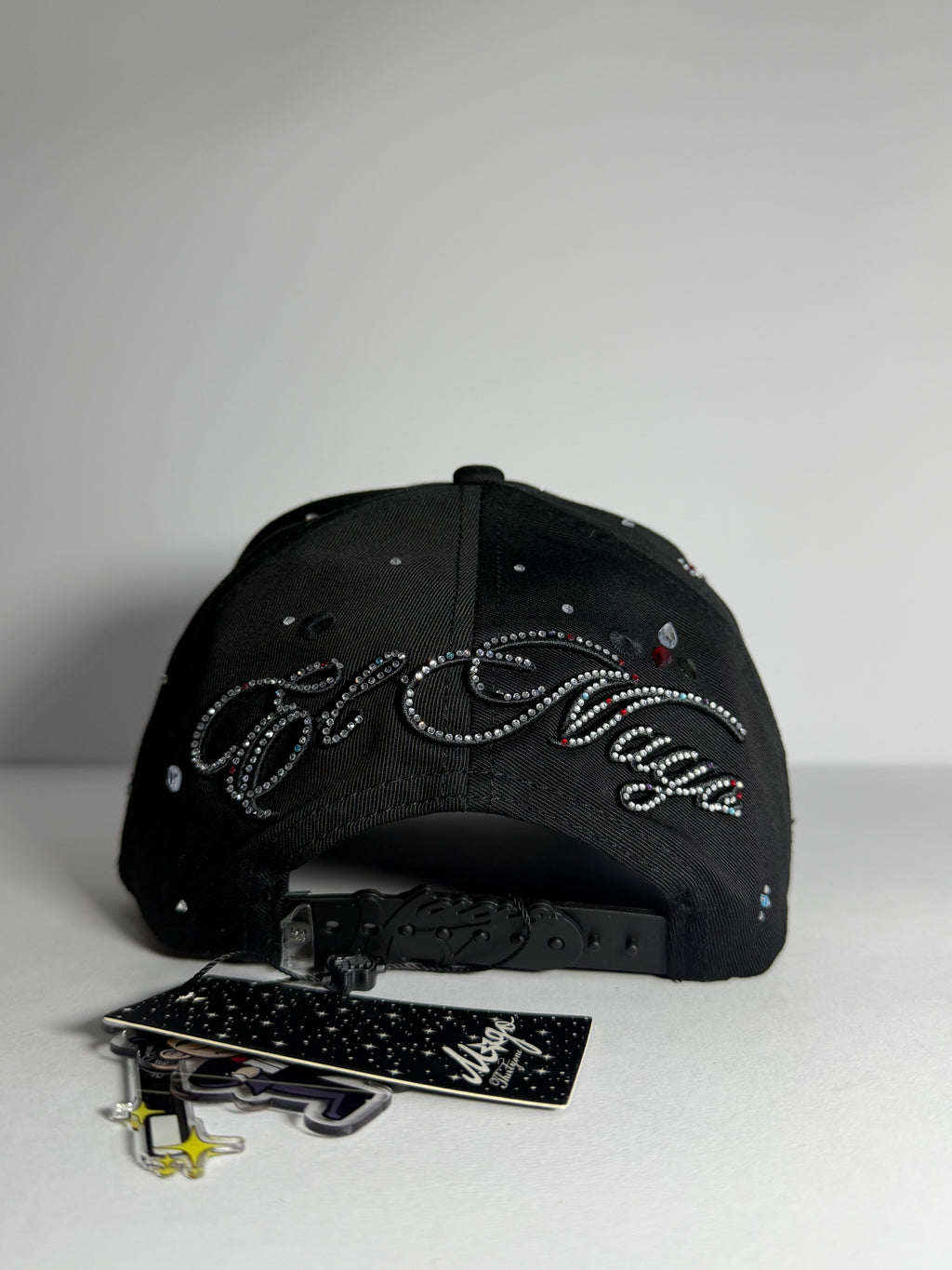 31 HATS “MAGO UNIVERSE”