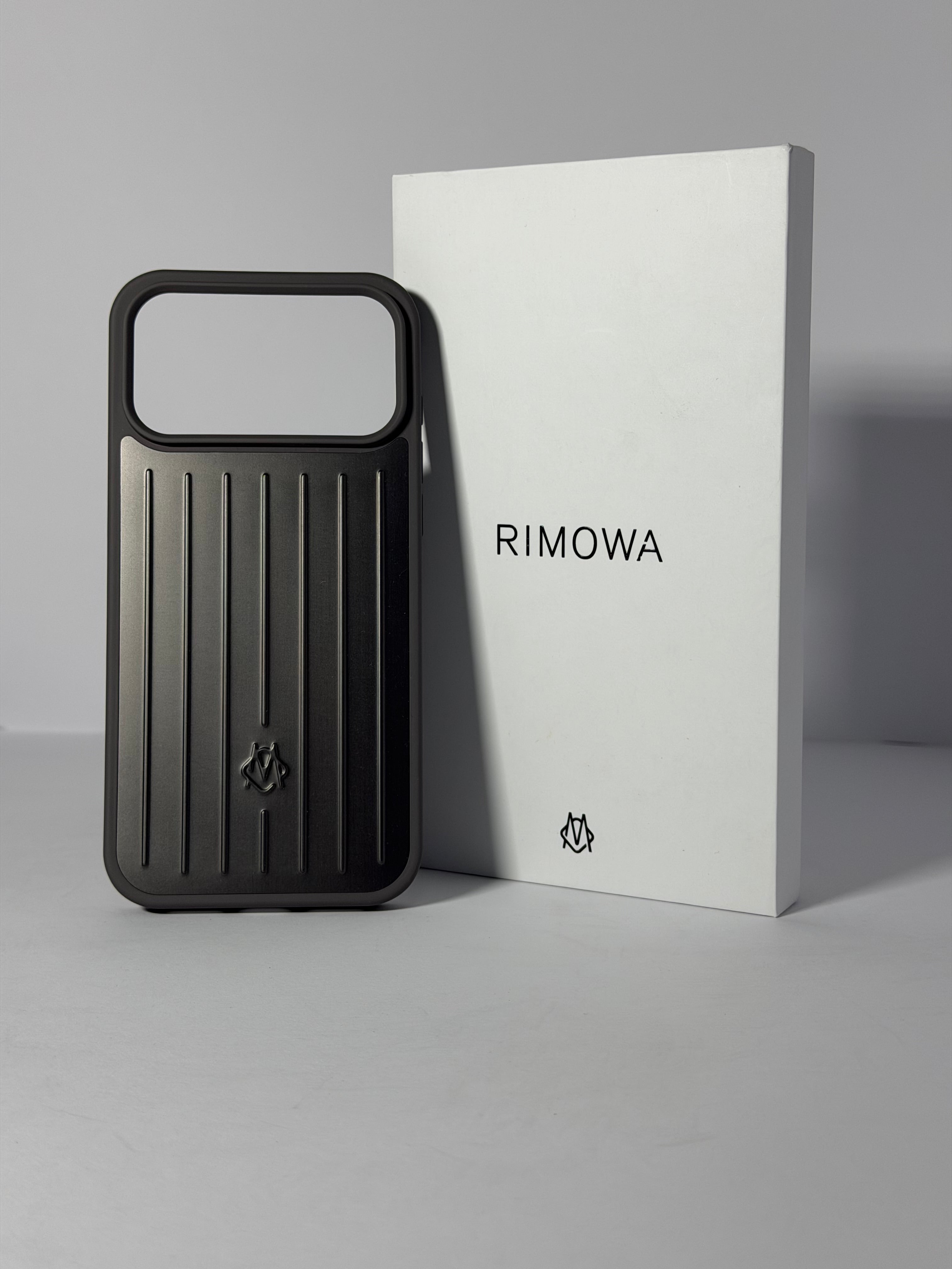 FUNDAS RIMOWA