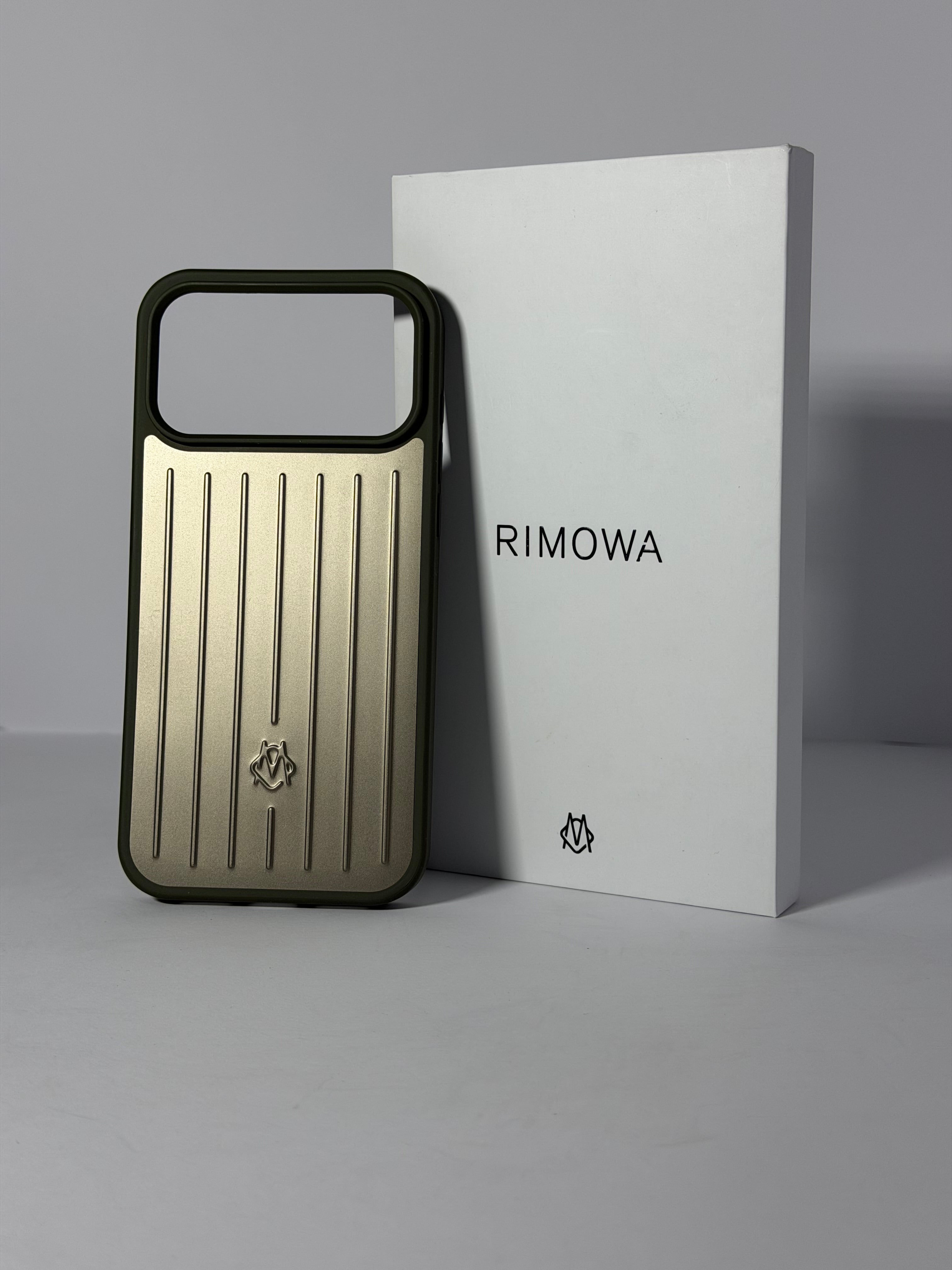 FUNDAS RIMOWA
