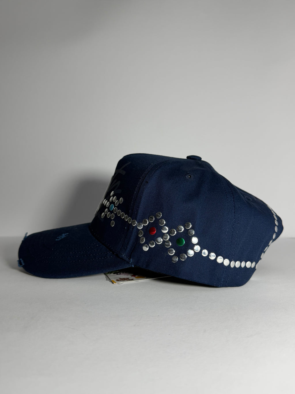 31 HATS "AFTER DARK"