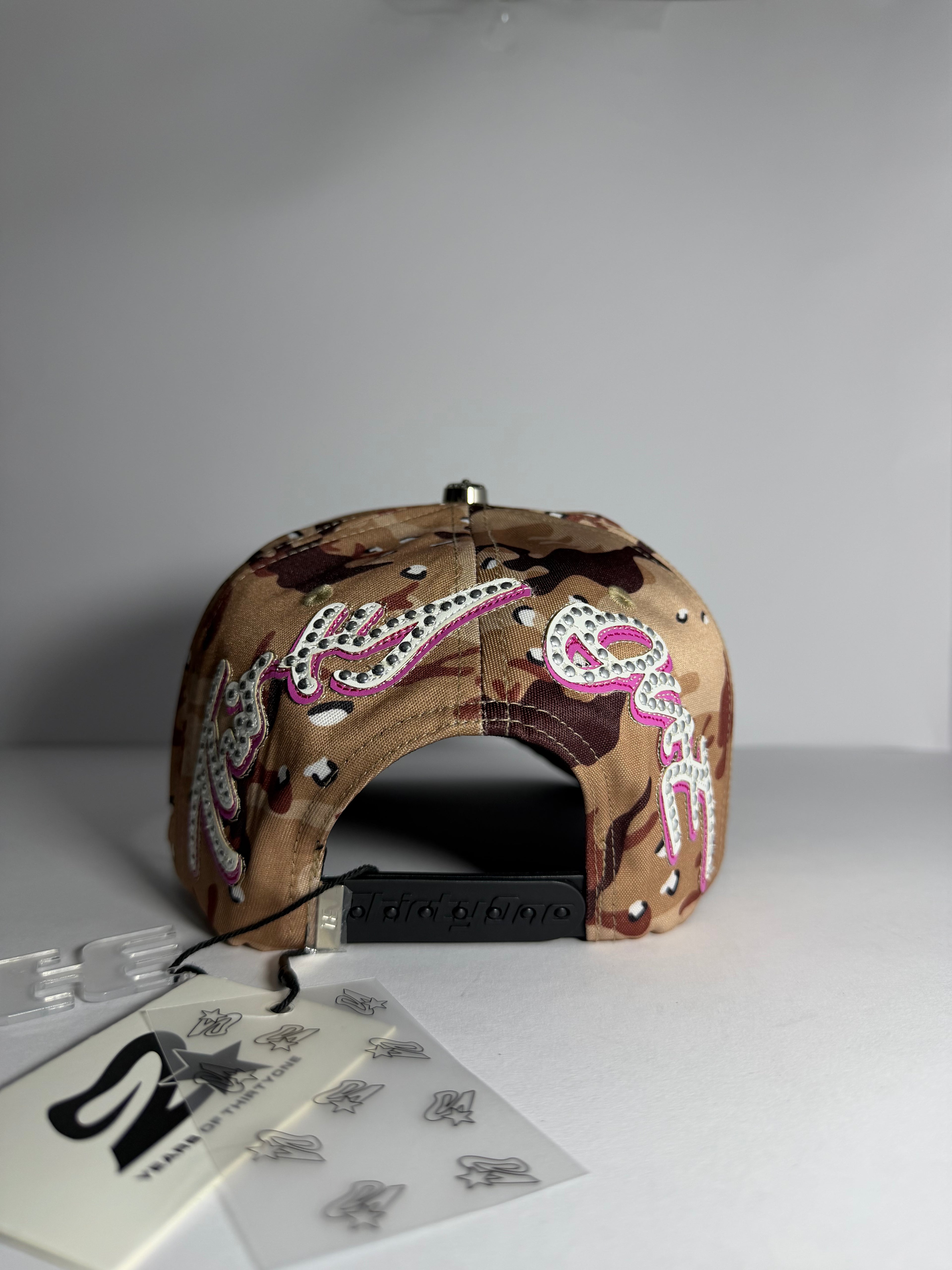 31 HATS "PINK RECON"